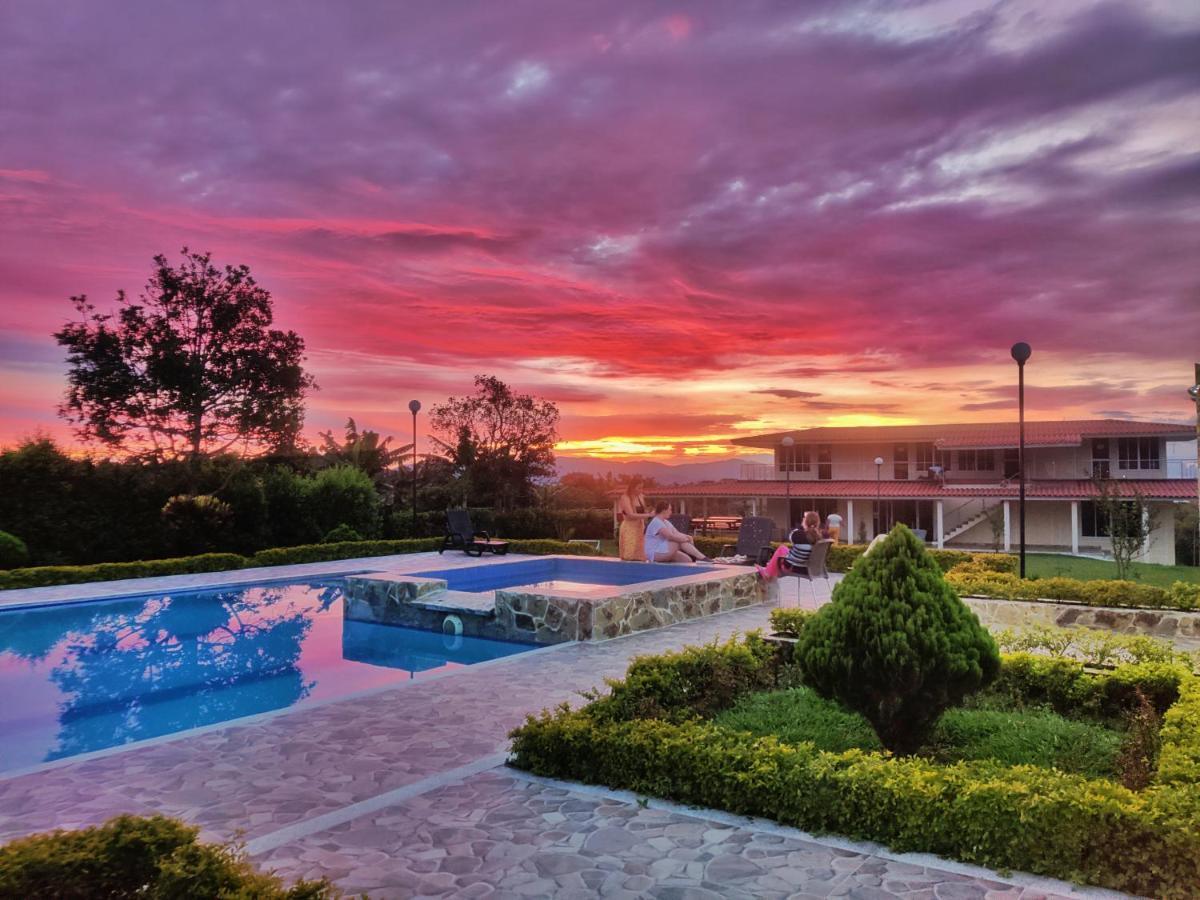 Finca Hotel Heron 金巴亚 外观 照片